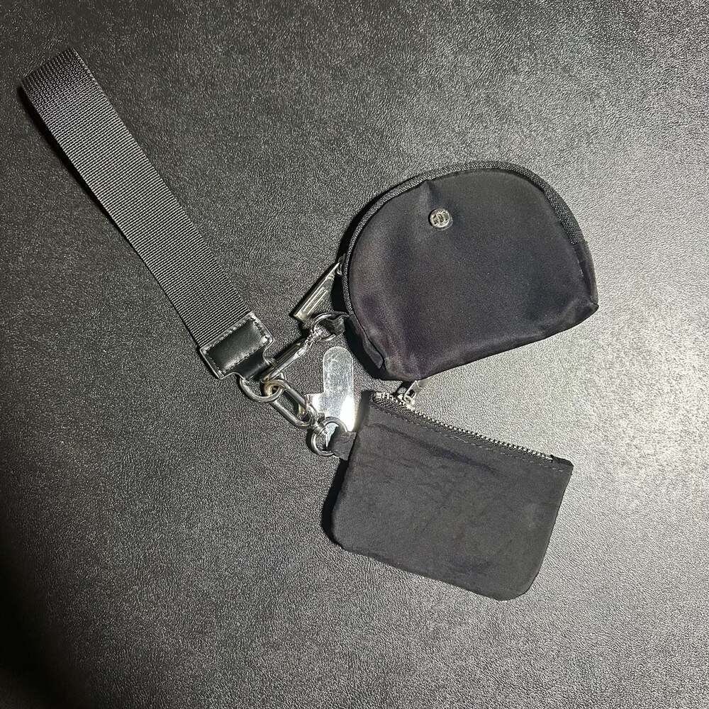 Dual Pouch Wristlet Black